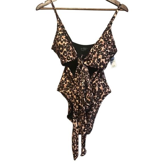 Leopard Print Women's Swimwear - Picture 5 of 12